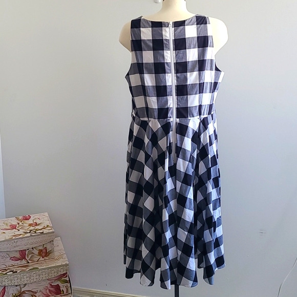 NWT Lane Bryant dress - Picture 4 of 9